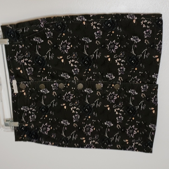 NEW Loft Corduroy Skirt Olive Floral Classic Preppy Classic Trendy Fall Trendy - Picture 2 of 13